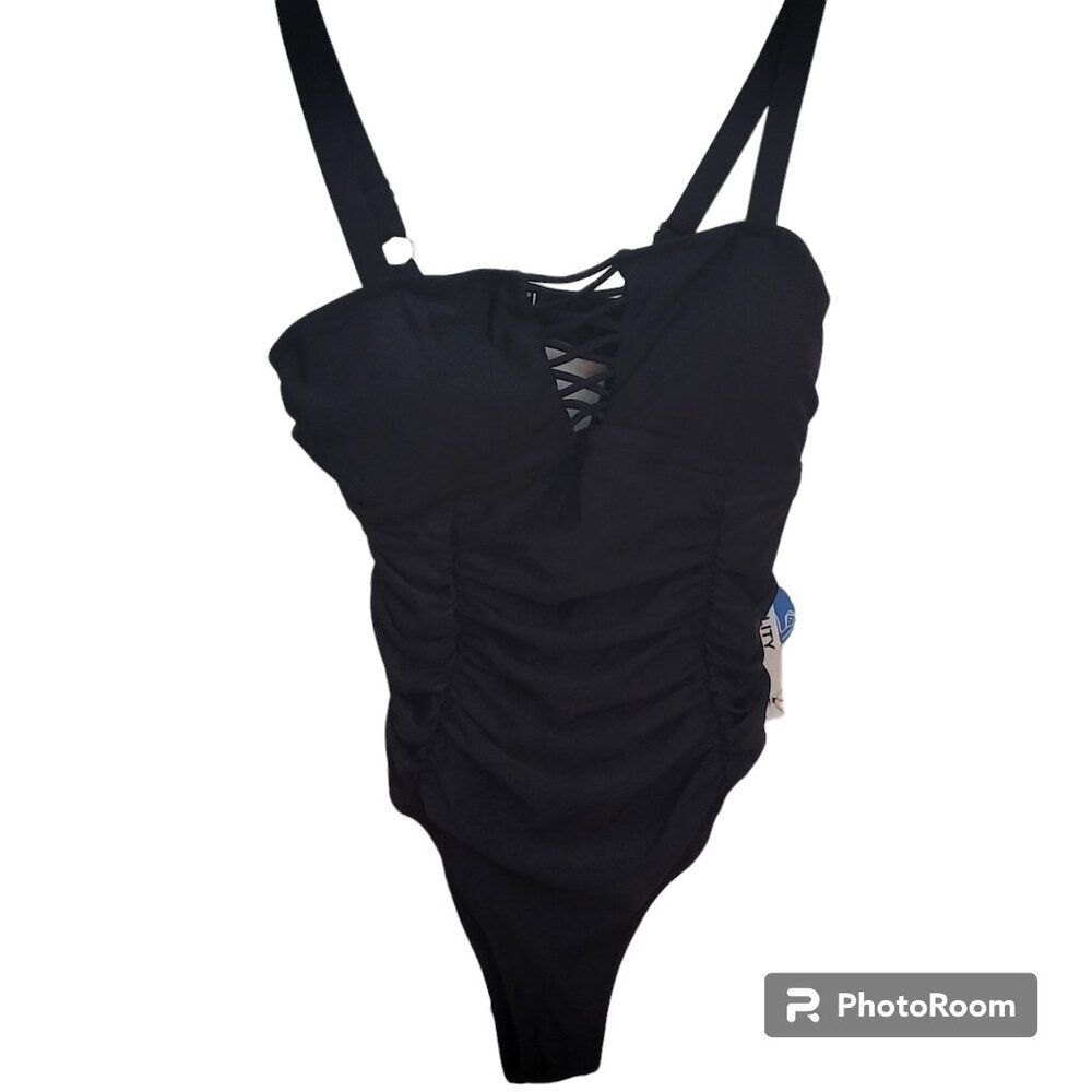 CUPSHE Black One Piece Swimsuit